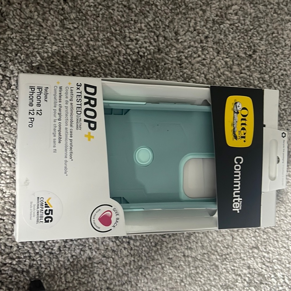 otter box case never used 12 /12 pro